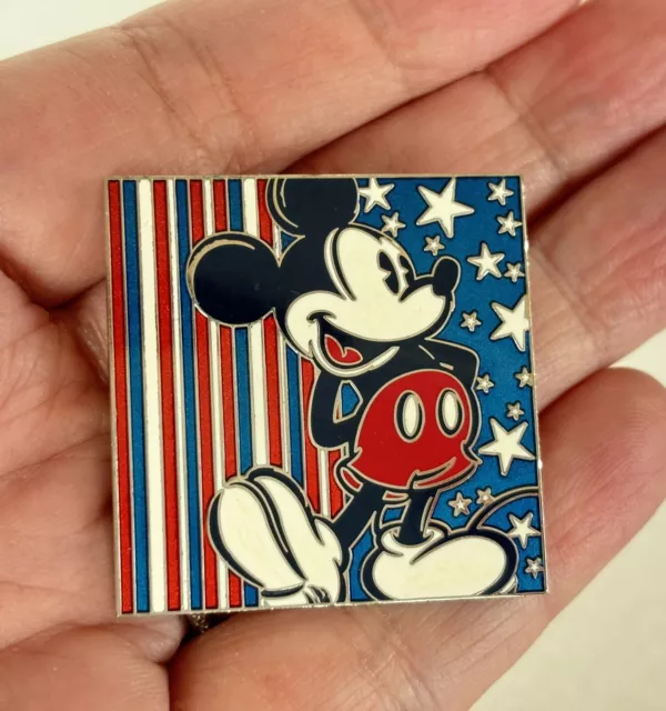 Disney Pin Mickey American Flag Patriotic