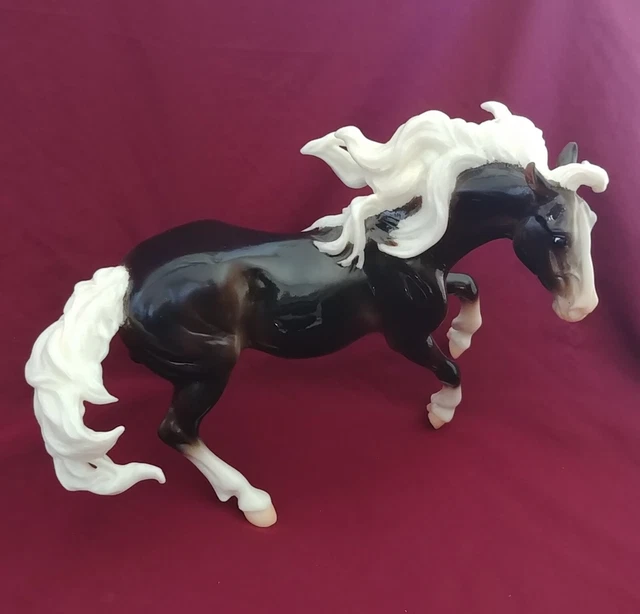 💥BREYER MODEL HORSE💥NOKOTA💥MUSTANG💥GLOSSY Charcoal💥Custom💥 300.00