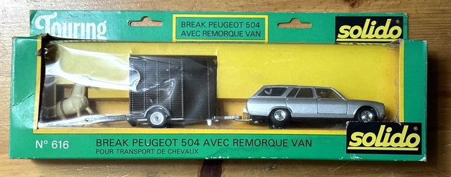 COFFRET SOLIDO N° 616 PEUGEOT 504 avec remorque