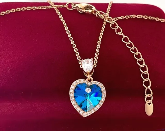 Collier Pendentif Cœur Crystal Cristal Bleu Collier 750er Or 18K Doré