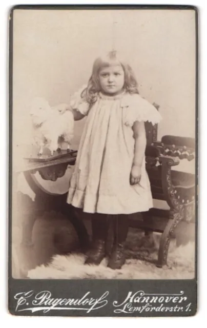 Photography C. Pagendorf, Hanover, portrait little girl in white dress with