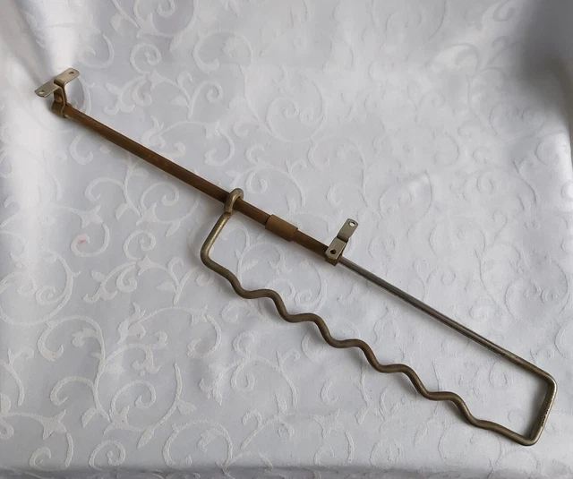 VINTAGE WARDROBE PULL OUT TIE RAIL/ RACK. PAT No. 253397 BRITISH MADE 2