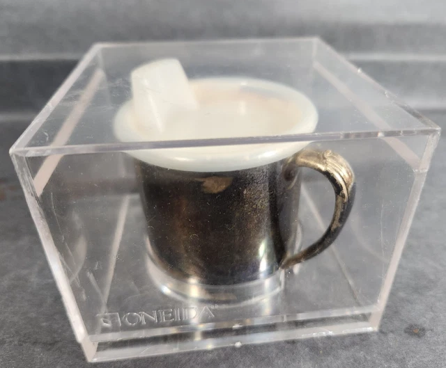 Vintage Oneida Child's Sippy Cup, Silver Plated with Lid and Oneida Box