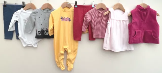 Pacchetto di abbigliamento per bambine età 3-6 mesi Next Gap M&S