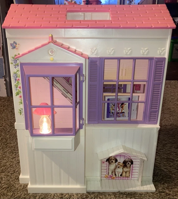 Casa da Barbie Folding Pretty House 1996 Dobrável Quarto Cozinha Sala  Colecionador Casinha Boneca | Produto Vintage e Retro Barbie Usado 89758684  