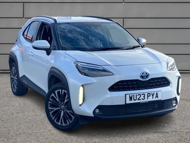 2023 TOYOTA YARIS Cross Estate 1.5 Hybrid Excel AWD 5dr CVT Estate ...