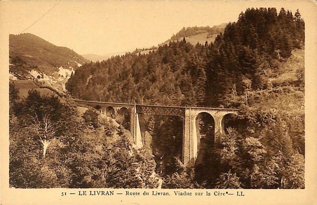 Le Livran Cpa Viaduc Sur La Cere