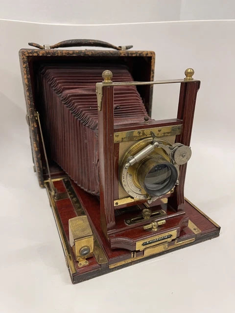 Century Grand Sr Antique Wooden Camera Leather Folding Stand Portable NOT TESTED