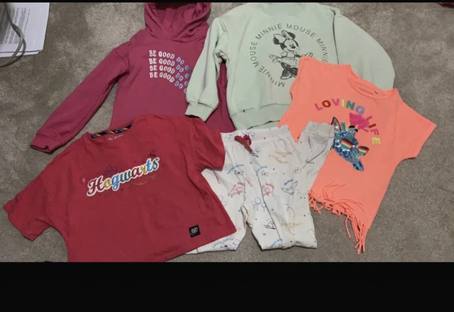 Girls age 8-9 years clothes bundle - Hoodie, Harry Potter Pjs, Minnie Mouse