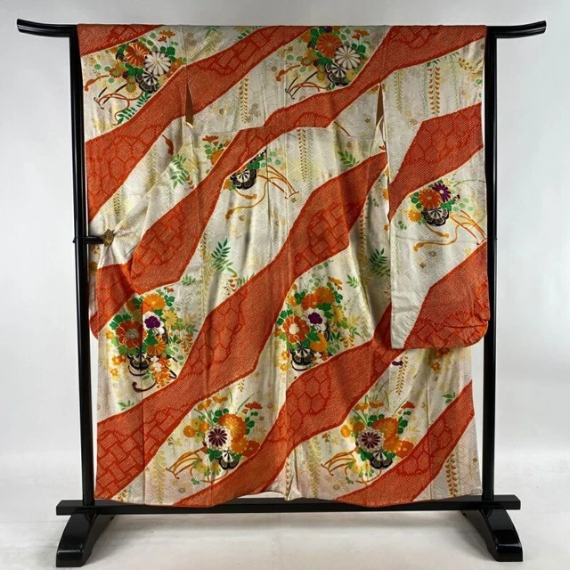 Japanese Kimono Furisode Pure Silk Flower Cart Embroidery Cream Color