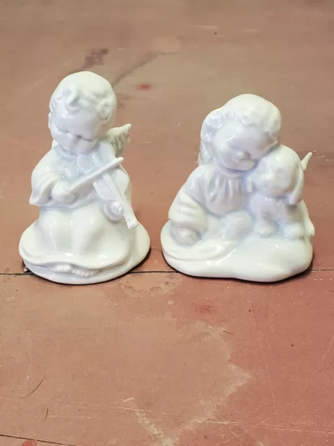 Vintage White Blue Tone Small Angel Cherub Figurines Violin Puppy