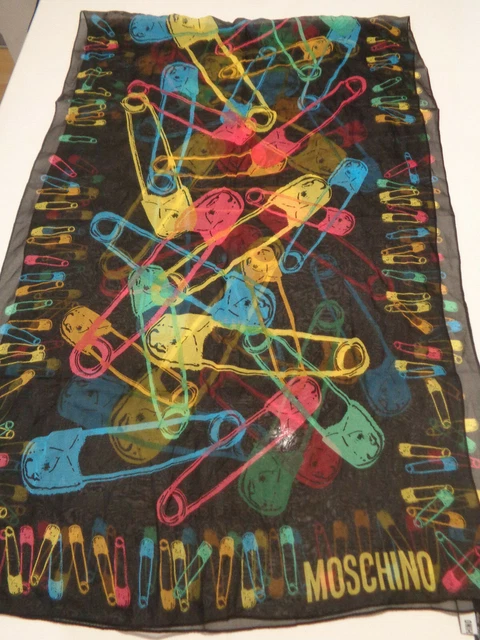 Moschino shop larioseta scarf