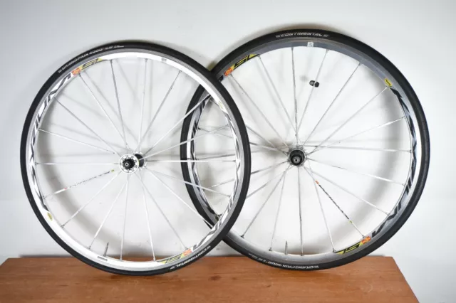 Pair Of Mavic Ksyrium SL SSC Wheelset Matching Ksyrium Hubs 700c Pair Of Mavic Ksyrium SL SSC Wheelset Matching Ksyrium Hubs 700c