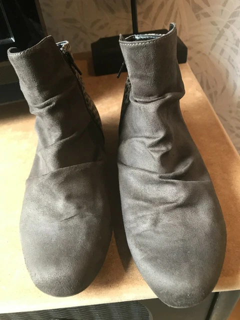 Bottines croute de cuir grise à motifs femme pointure 38
