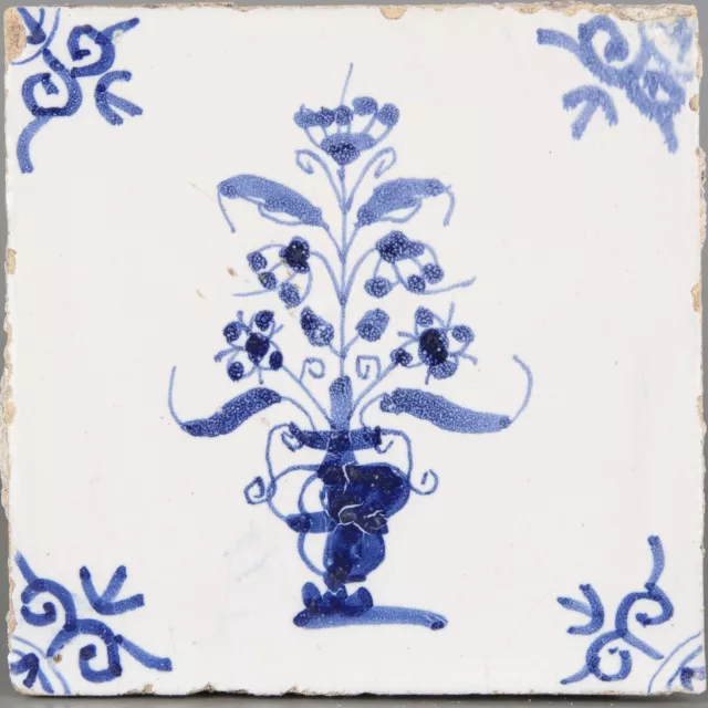 Nice Dutch Delft Blue tile, flowerpot, 17th. century.