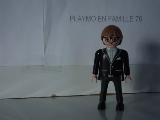 PLAYMOBIL city life mariage homme pasteur du set 9229