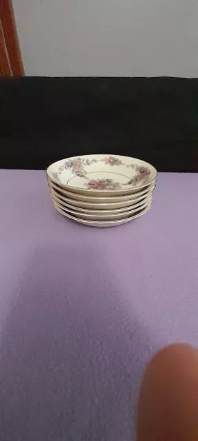 Set of 6 KPM Royal Ivory Rosalie Berry Bowls