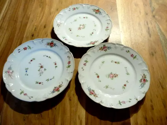 Lot de 3 petites assiettes anciennes Shabby chic ( ref 17 )