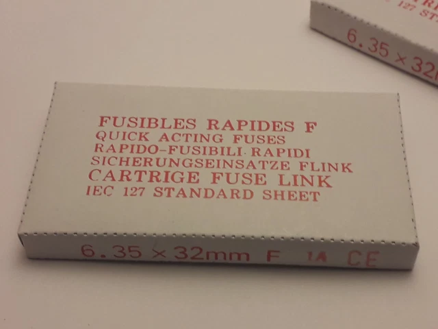 Fusible en verre rapide 6.35x32mm 250V.1A (1boite de 10).LAC. F1A.CE.F1A 250V.