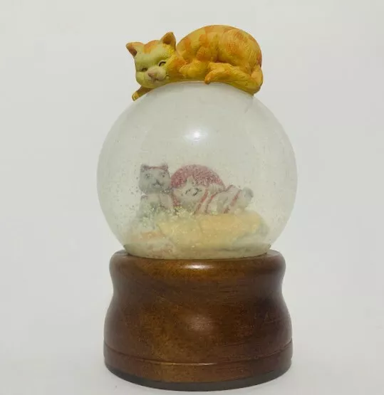 Cat Snow Globe Music Box My Favorite Things Silvestri Wood Base Cat on Top WORKS