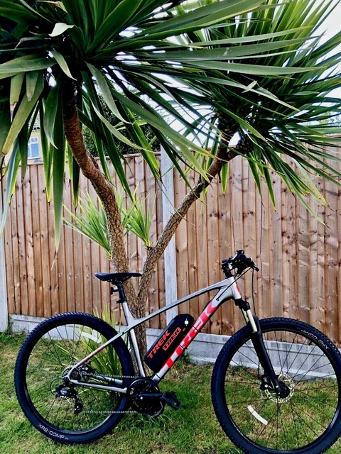 TREK MARLIN BAFANG Mid-drive Includes Batteries Romford