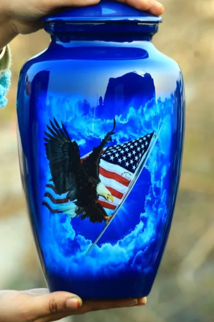 Amazing Choice urn Box Eagle with USA Flag Design Cremation urn for Your Family