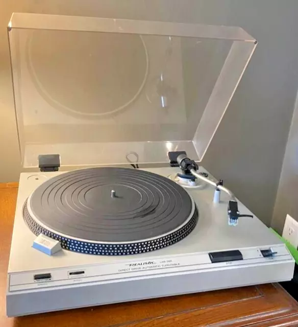 Vintage REALISTIC LAB-395 TURNTABLE WORKING DIRECT DRIVE SEMI AUTO