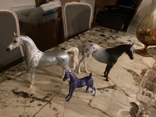 peter stone traditional model horses and pebble