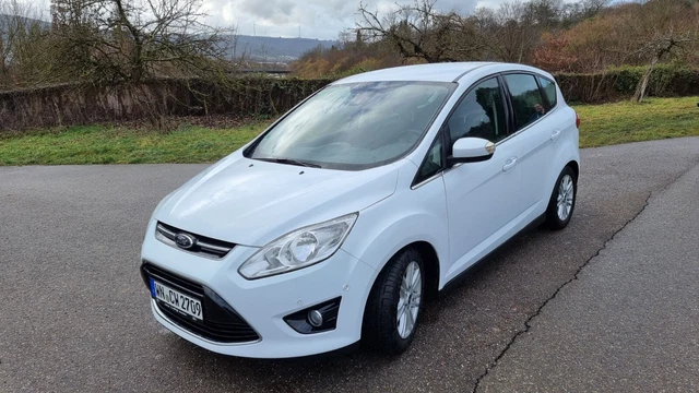 Schöner Ford C-Max Titanium mit 99500km, Bj: 2013 und Tüv bis 05.24