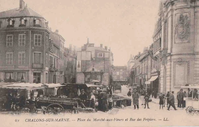 Flower Market and Rue des Fripiers in Châlons-sur-Marne-en-Champagne
