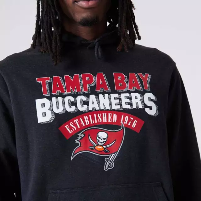 Felpa con cappuccio New Era logo squadra NFL Tampa Bay Buccaneers pullover con cappuccio vendita antracite