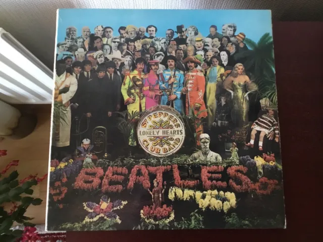 The Beatles “Sgt. Pepper’s” 1967 Parlophone Label PMC 7027 Mono Ex Fourth Proof