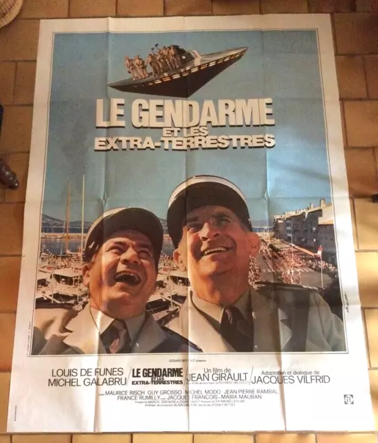AFFICHE ancienne CINEMA : "Le Gendarme et les extra-terrestres" L. de Funès 1978
