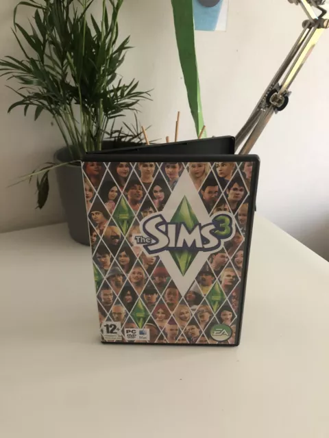 EA The Sims 3 + Manual  (PC MAC Game) Good Condition FREE P&P