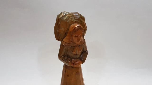 Wackelnde Holzfigur Fürs Auto - Lustiger Dashboard Dekor Mit Wippendem Kopf