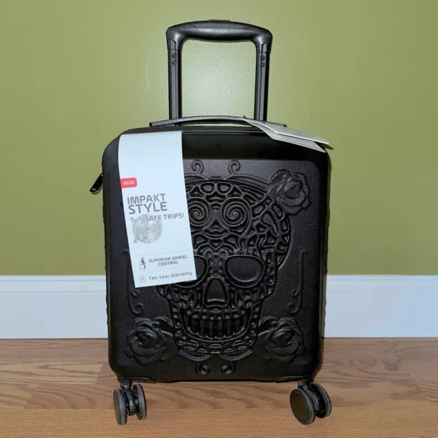 IT LUGGAGE BLACK Embossed Sugar Skulls Hardside Spinner Suitcase