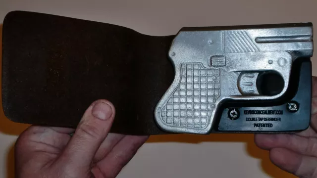 Pocket Holster, Wallet Style For Full Concealment - Double Tap - KCH