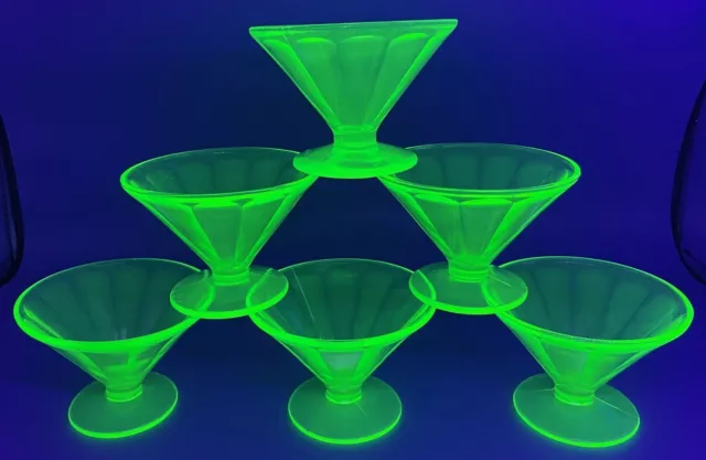 Set Of Six (6) Uranium Federal Glass Stemmed Sherbet Dessert Cups