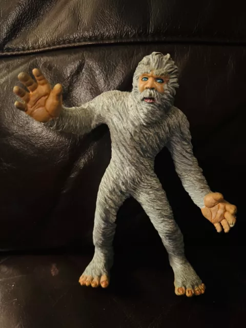 Yeti: The Abominable Snowman Figure, Shadowbox Collectables, 1996, Bigfoot