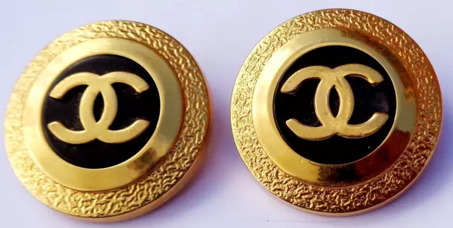 CHANEL Vintage Gold Plated CC Logos Large Clip Earrings No 29.  40 mm diameter.