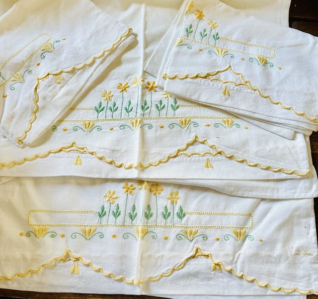 VINTAGE WHITE COTTON pillow slips with machine embroidery x 4 19.85