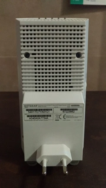 Netgear Nighthawk X4S AC2200 Tri-Band WiFi Extender con tecnologia FastLane3 2