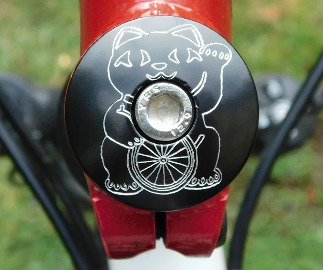 MANEKI NEKO Lucky Cat HEADSET STEM TOP CAP 1 1/8" CUSTOM ENGRAVED