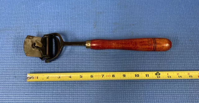 Vintage Stanley No. 70 Box Scraper w/ Sweetheart Blade USA