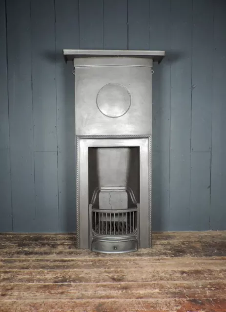 Art Deco 20th Century Cast Iron Fireplace (LKX 871 )