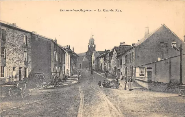 CPA 08 BEAUMONT EN ARGONNE LA GRANDE RUE (not common)