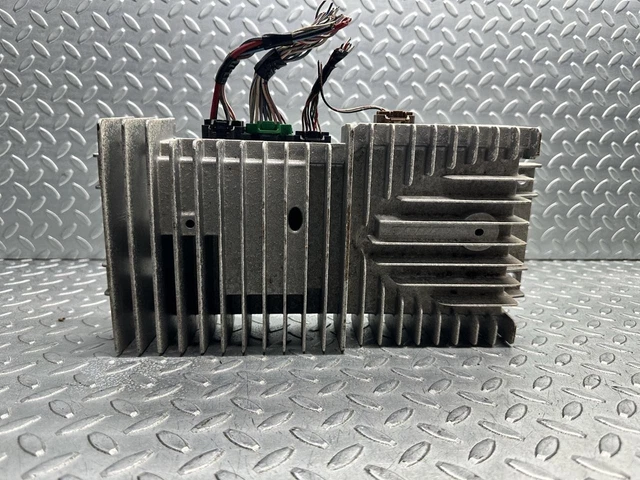 4 Pi R2 PIÈCE AMPLIFICATEUR AUTORADIO Mazda Cx-7 2° Série R2 EH4466920 Occasion ...