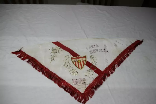 Pañuelo Muy Antiguo Del Equipo De Futbol Sevilla F.c  Año 1972 Pieza  Cotizada