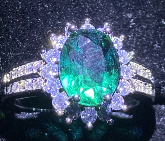 Large Oval Emerald Green Stone + Accents Statement Ring Size R