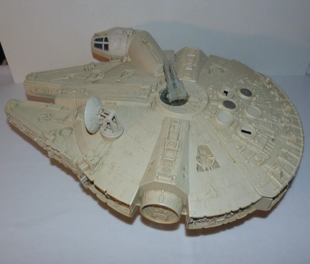 Star Wars  MILLENIUM  FALCON  Kenner vintage 1981   /Faucon millénaire